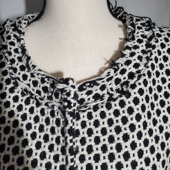 Coat - Picture 4 of 7